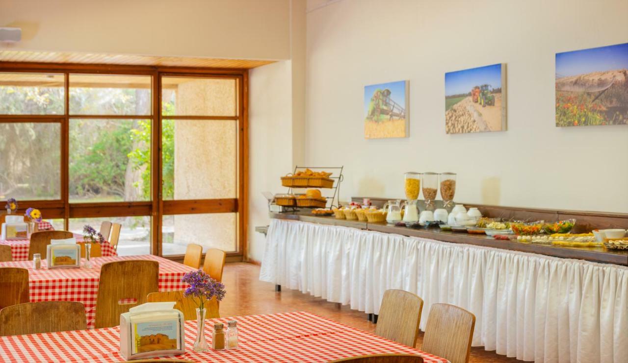 Villa Gvulot - Kibbutz experience à Gevulot Extérieur photo